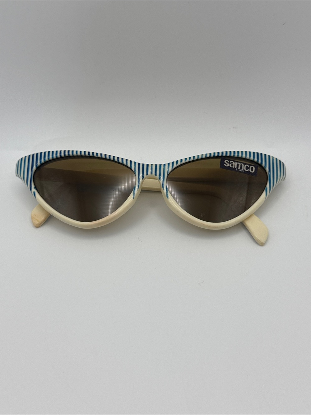 Vintage 1960s Samco Striped Cat-Eye Sunglasses Blue & Cream Made in Italy